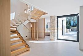 New construction villa of the extra class with partial sea view in villa area of Nova Santa Ponsa
