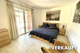 Lichtdurchflutete, renovierte Villa mit großzügigem Wohnbereich und eigenem Pool in gepflegter Anlage von Nova Santa Ponsa